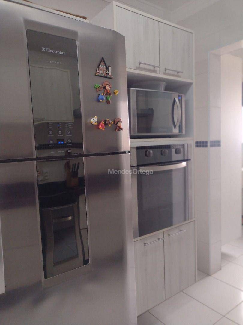 Apartamento à venda com 3 quartos, 112m² - Foto 4