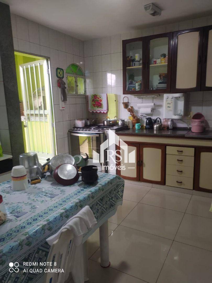 Casa de Condomínio à venda com 3 quartos, 203m² - Foto 14