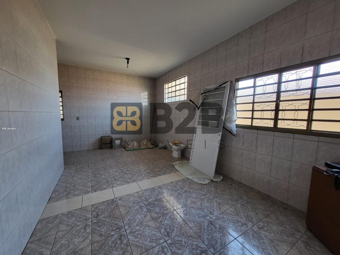 Casa à venda com 3 quartos, 191m² - Foto 7