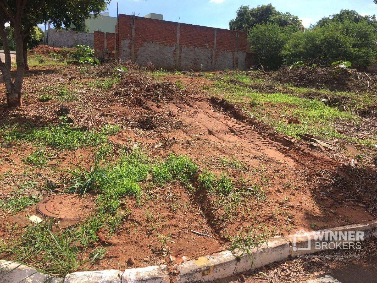 Terreno à venda, 218M2 - Foto 1