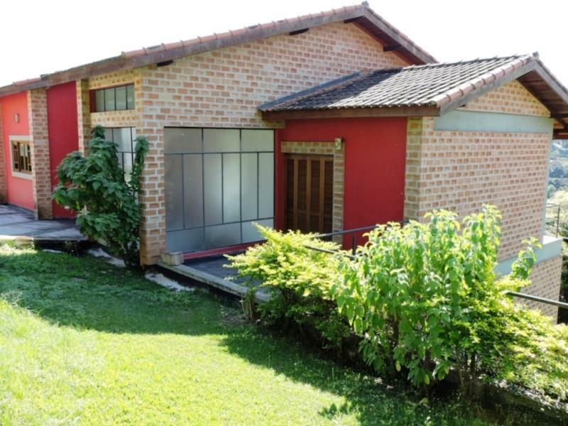 Casa à venda e aluguel com 4 quartos, 300m² - Foto 3