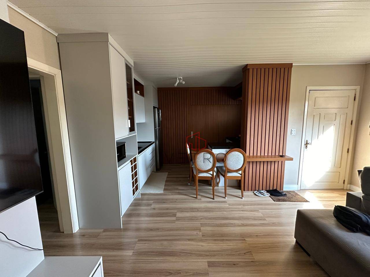 Casa à venda com 2 quartos, 67m² - Foto 3