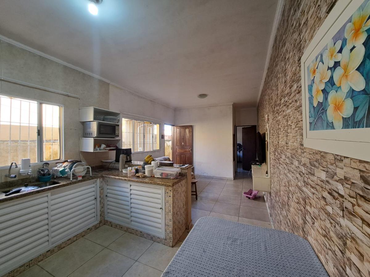 Casa à venda com 2 quartos, 125m² - Foto 11