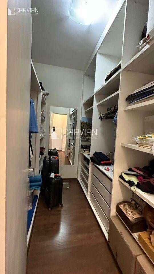 Casa de Condomínio à venda com 4 quartos, 380m² - Foto 55