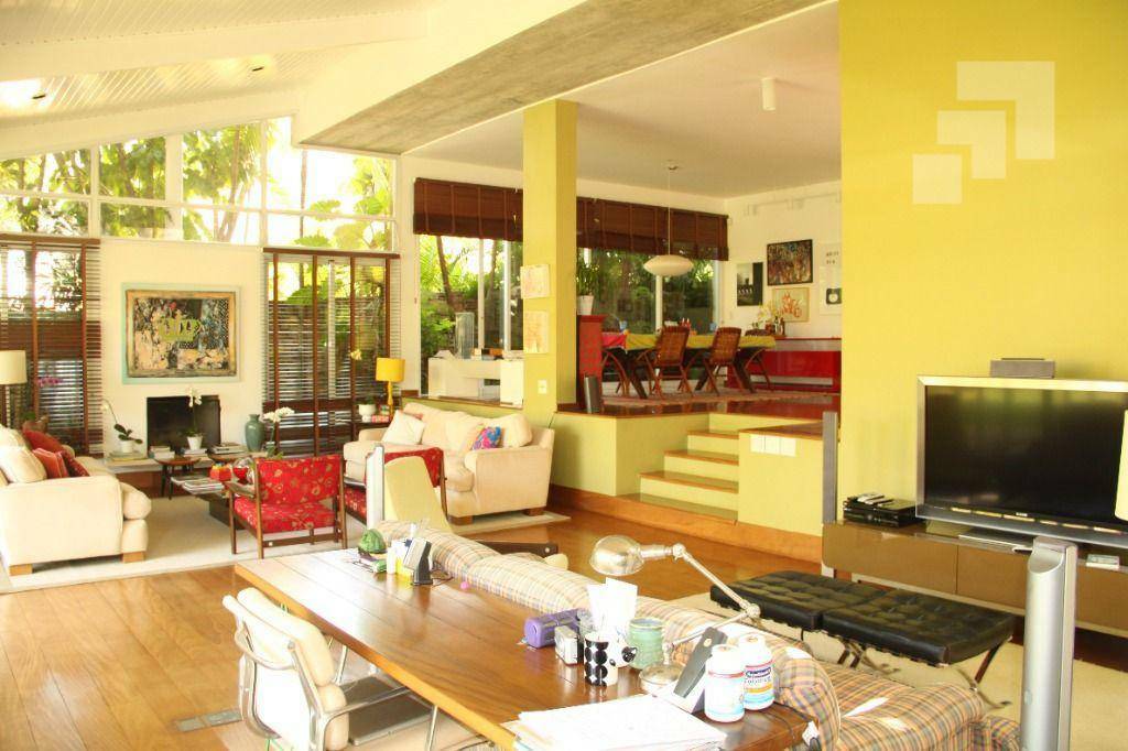 Sobrado à venda com 4 quartos, 540m² - Foto 22