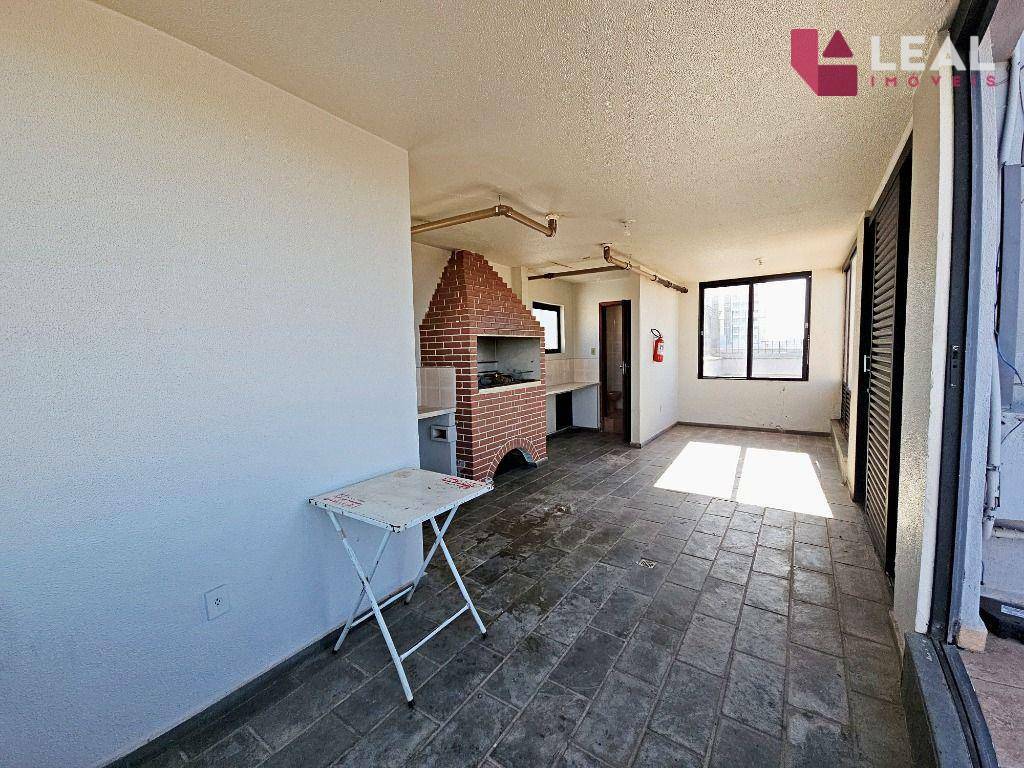 Apartamento para alugar com 3 quartos, 130m² - Foto 33