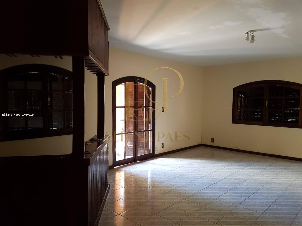 Casa à venda com 4 quartos, 750m² - Foto 32