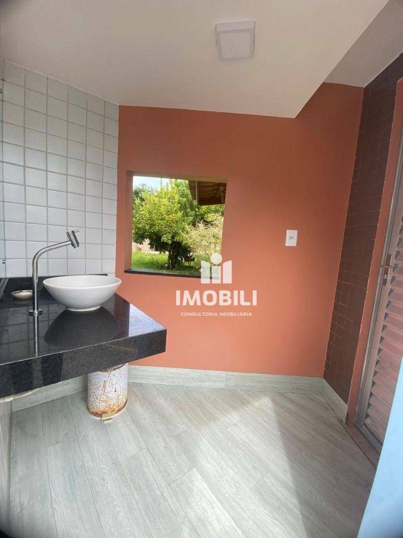 Casa à venda com 3 quartos, 256m² - Foto 18