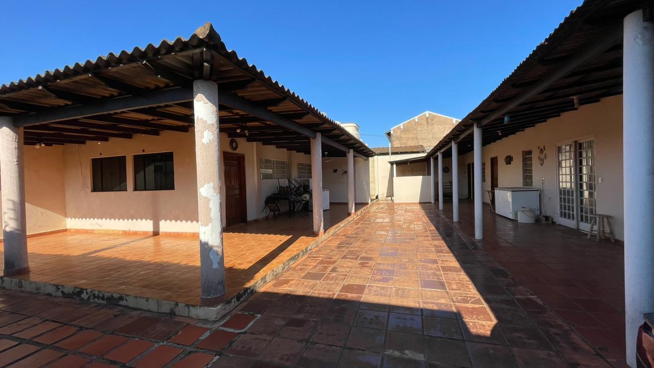 Casa para alugar com 5 quartos - Foto 4