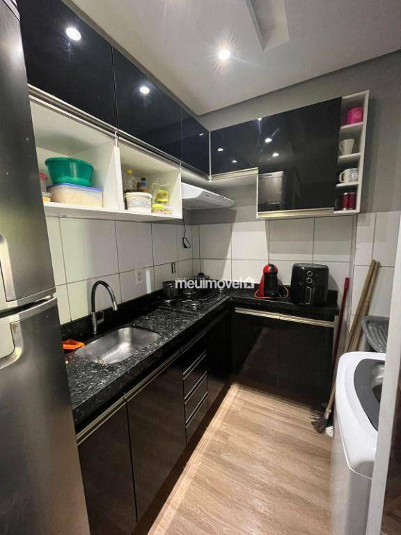 Apartamento à venda com 2 quartos, 46m² - Foto 10