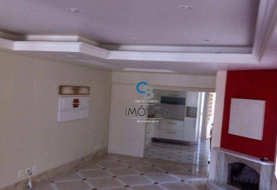 Sobrado à venda com 3 quartos, 330m² - Foto 1