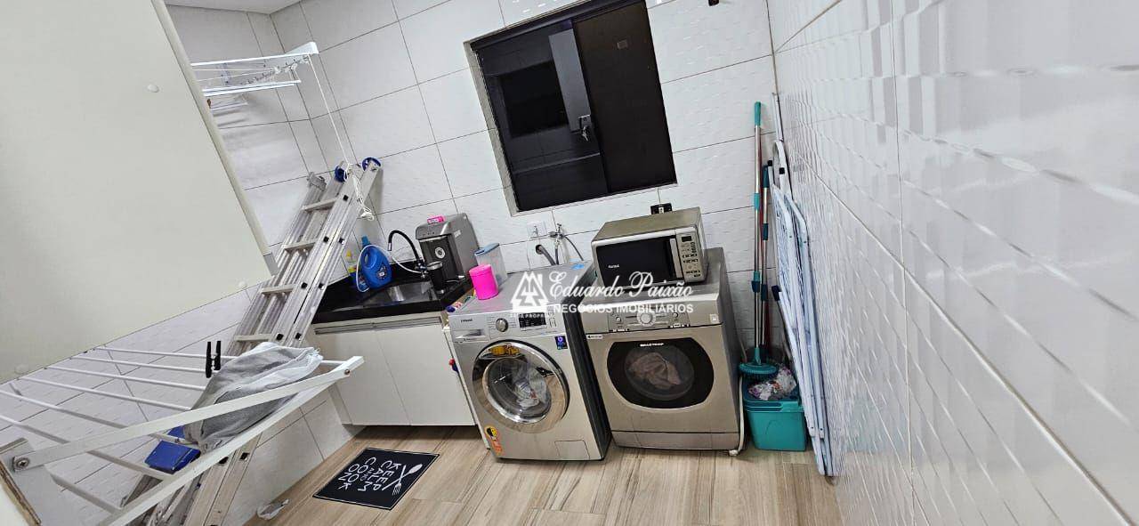 Sobrado à venda com 5 quartos, 227m² - Foto 37