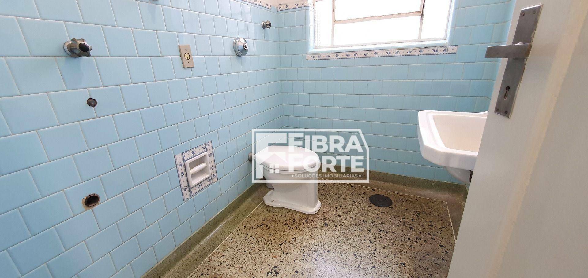 Casa à venda com 5 quartos, 224m² - Foto 11