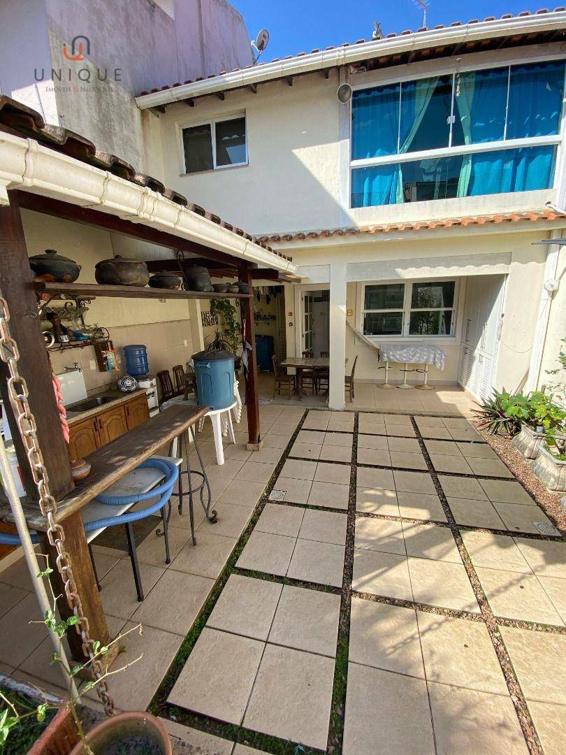 Casa à venda com 3 quartos, 160m² - Foto 9