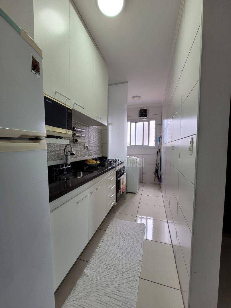 Apartamento à venda com 1 quarto, 58m² - Foto 8