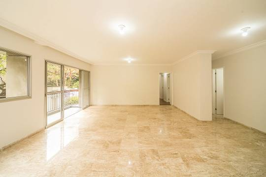 Apartamento à venda com 4 quartos, 157m² - Foto 2