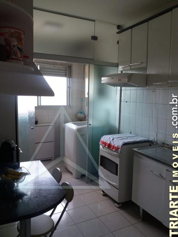 Apartamento à venda com 2 quartos, 62m² - Foto 6