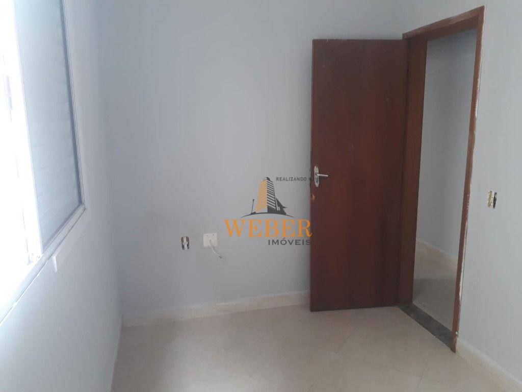 Casa à venda com 2 quartos, 80m² - Foto 12