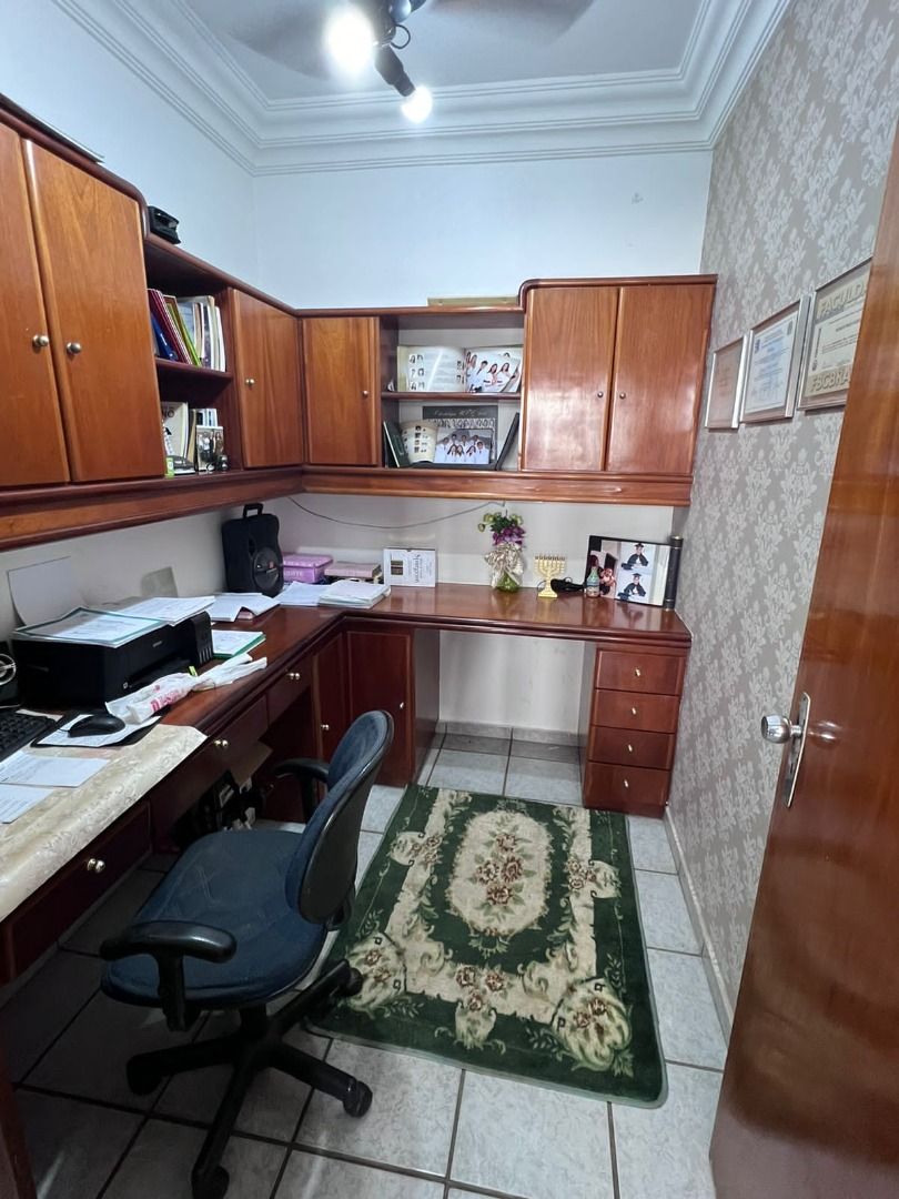 Apartamento à venda com 3 quartos, 162m² - Foto 8