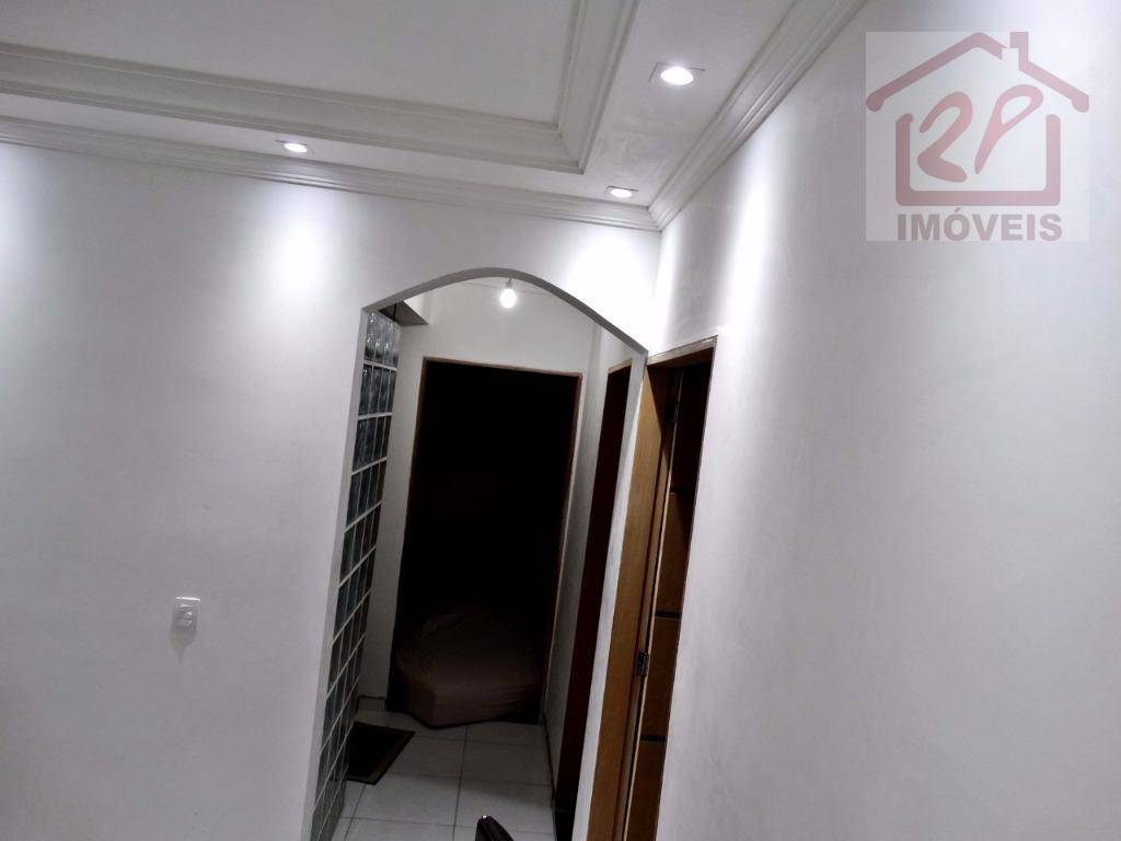 Sobrado à venda com 3 quartos, 70m² - Foto 4