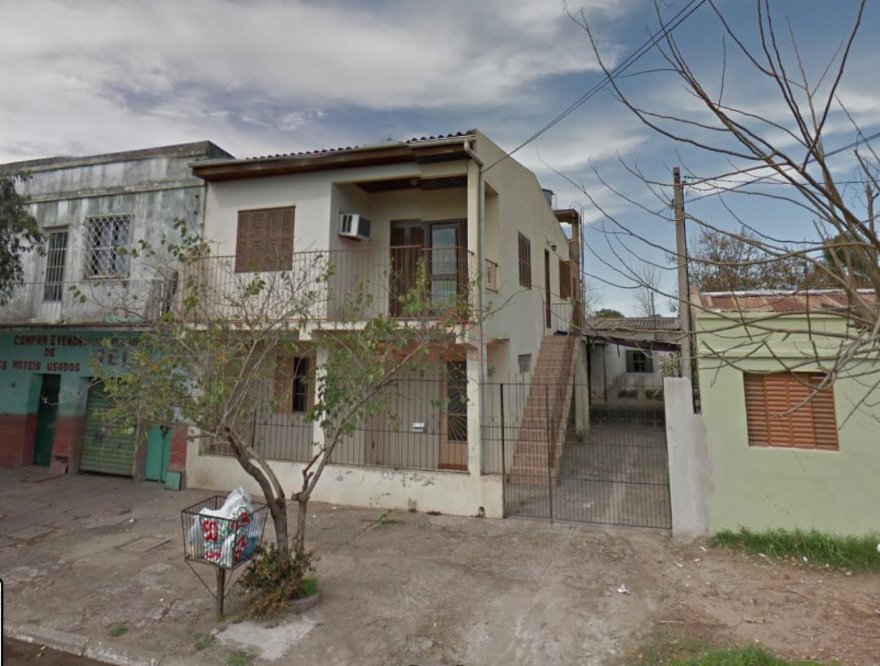 Casa à venda com 6 quartos, 260m² - Foto 1