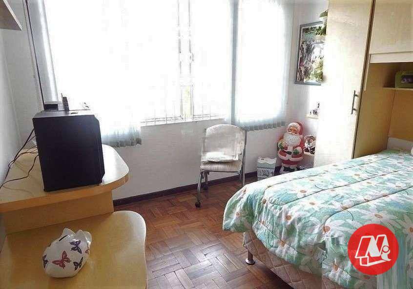 Sobrado à venda com 3 quartos, 200m² - Foto 17