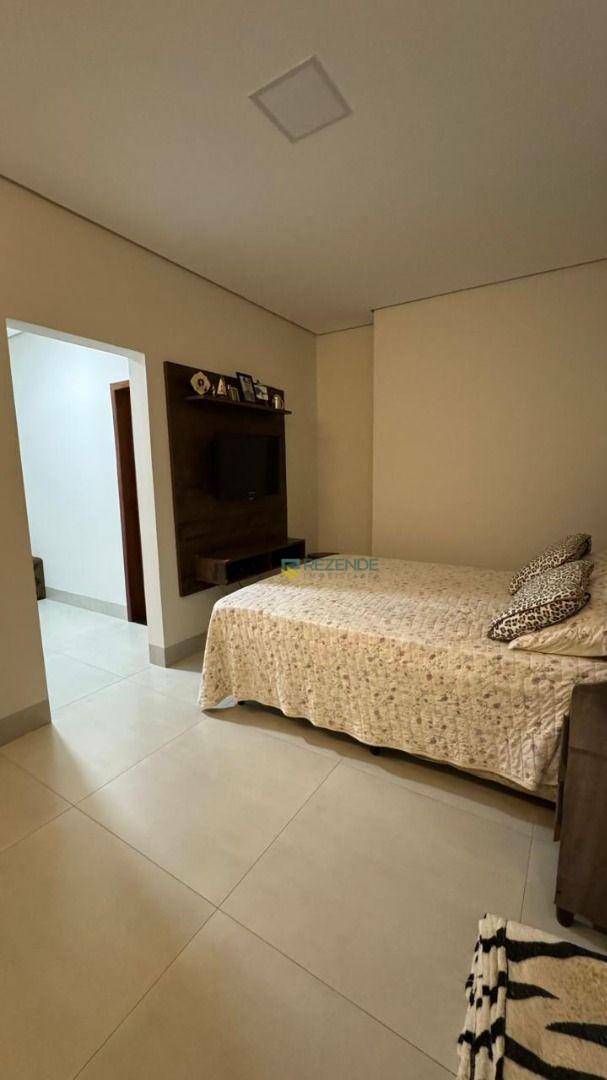 Sobrado à venda com 3 quartos, 219m² - Foto 16