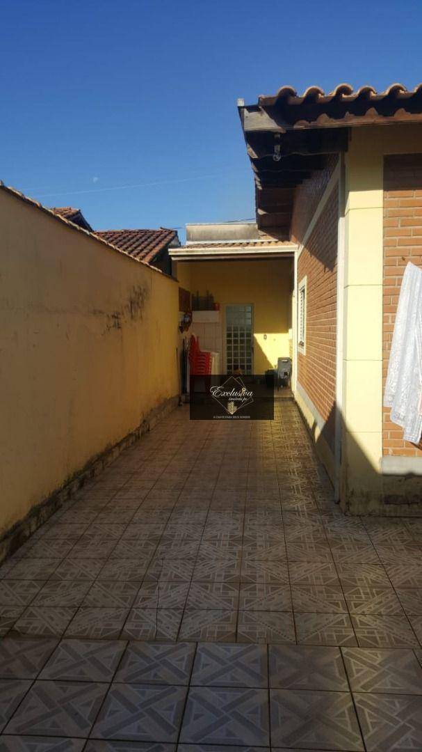 Casa à venda com 3 quartos, 169m² - Foto 11