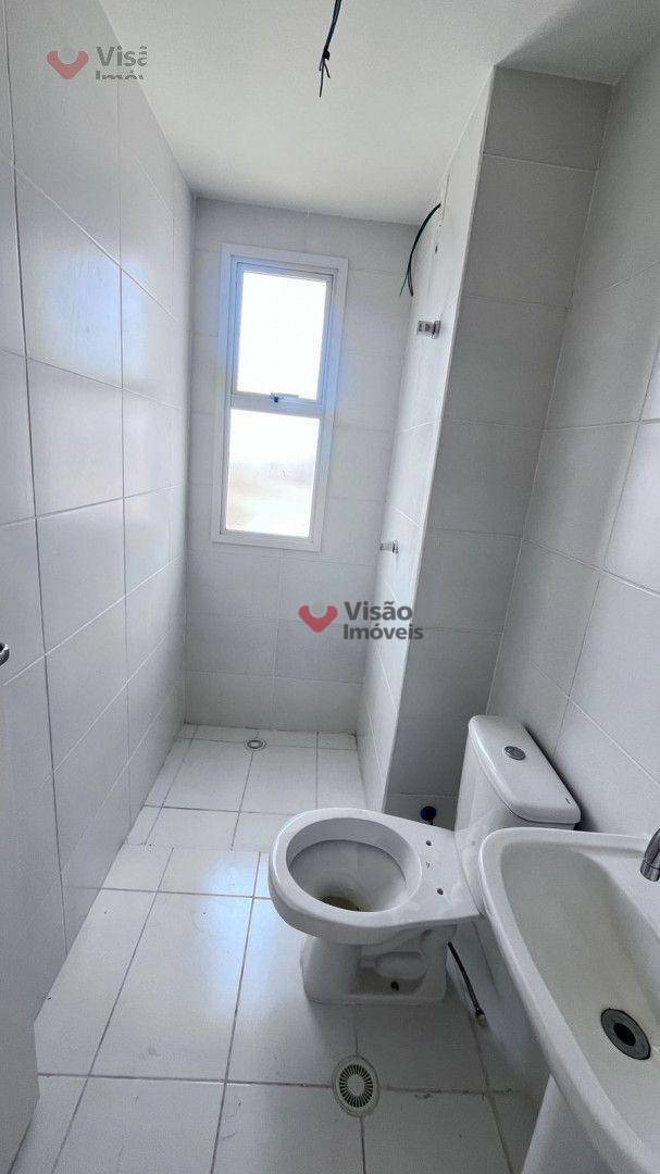 Apartamento à venda com 2 quartos, 75m² - Foto 14