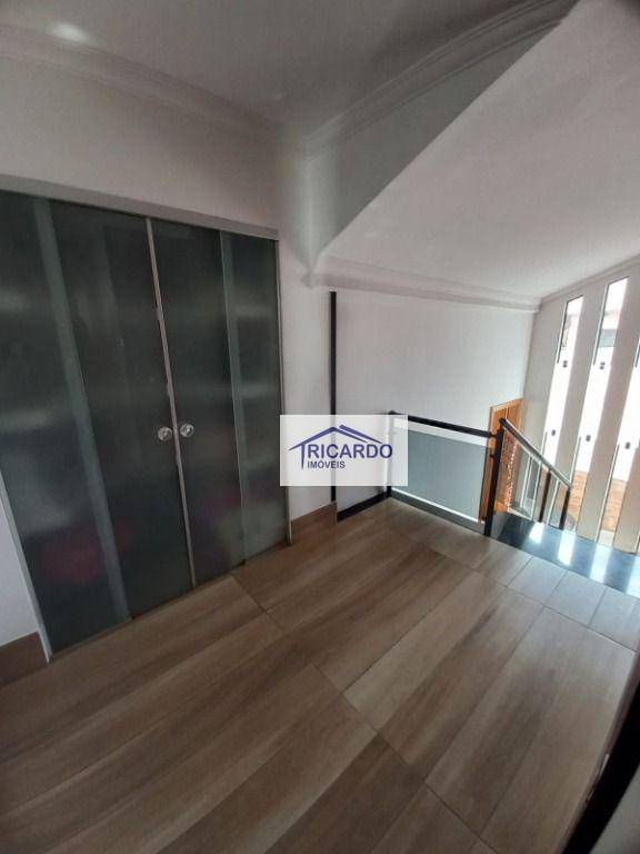 Sobrado à venda com 3 quartos, 452m² - Foto 16