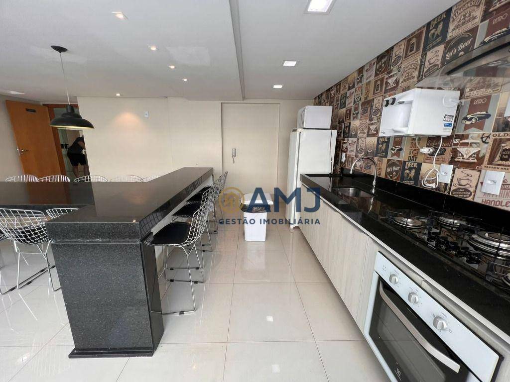 Apartamento para alugar com 3 quartos, 142m² - Foto 15