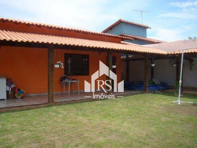 Casa à venda com 2 quartos, 450m² - Foto 2