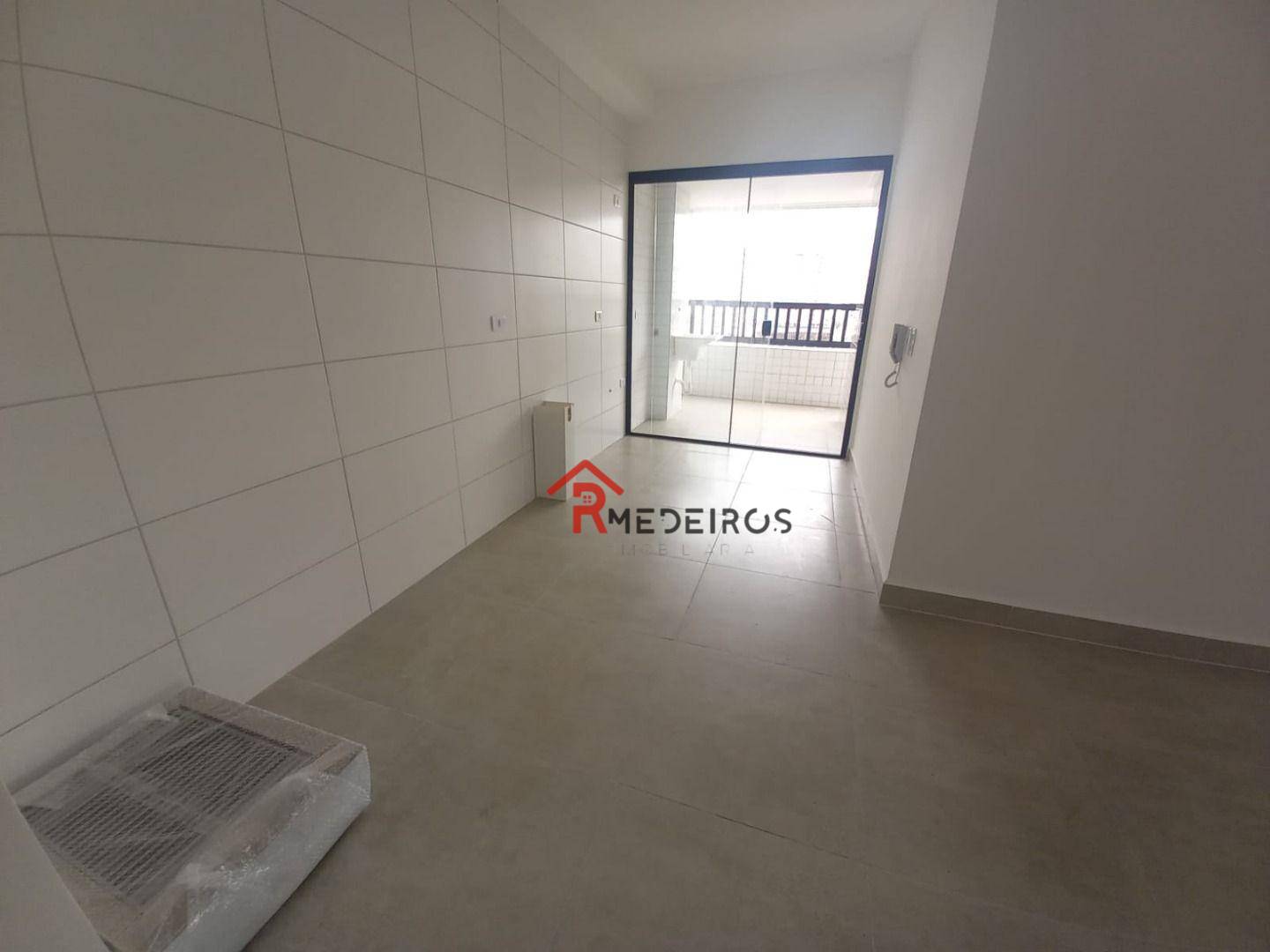 Apartamento à venda com 2 quartos, 82m² - Foto 4