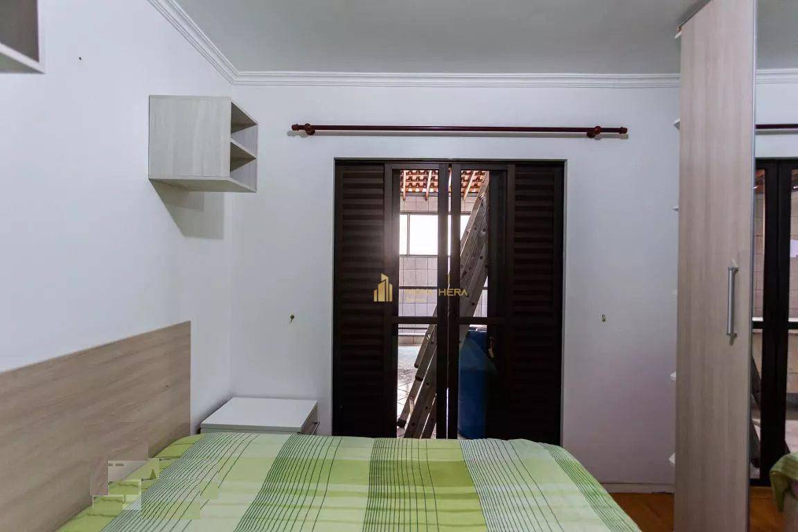 Sobrado à venda com 2 quartos, 247m² - Foto 10