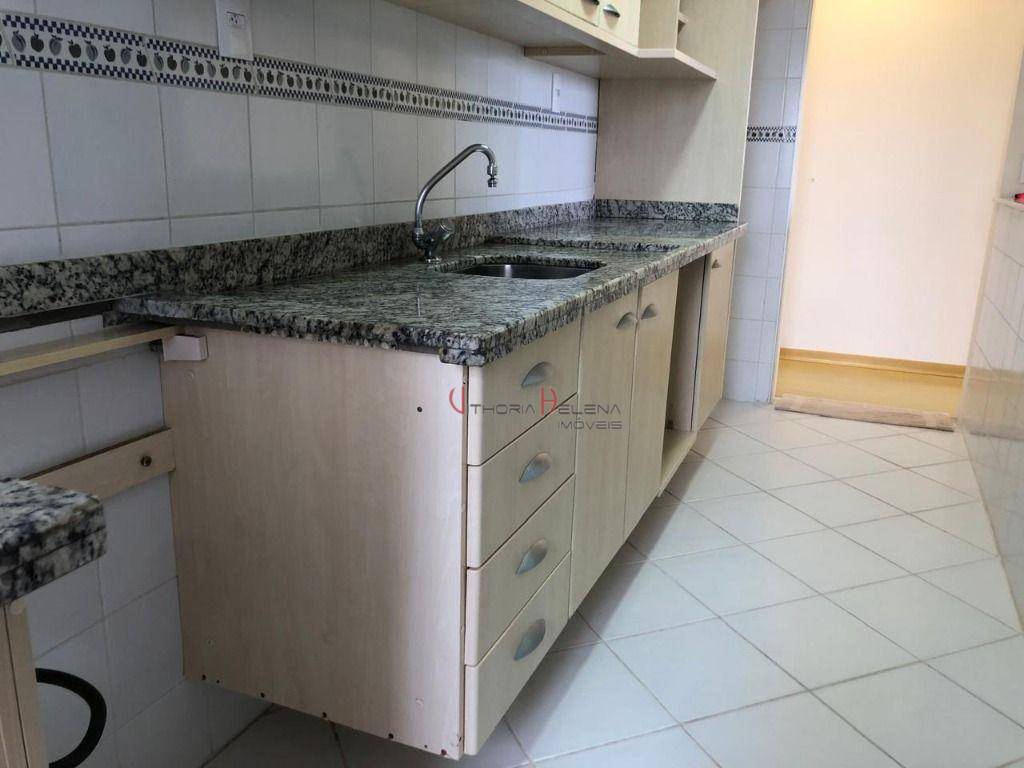 Apartamento à venda com 2 quartos, 75m² - Foto 10