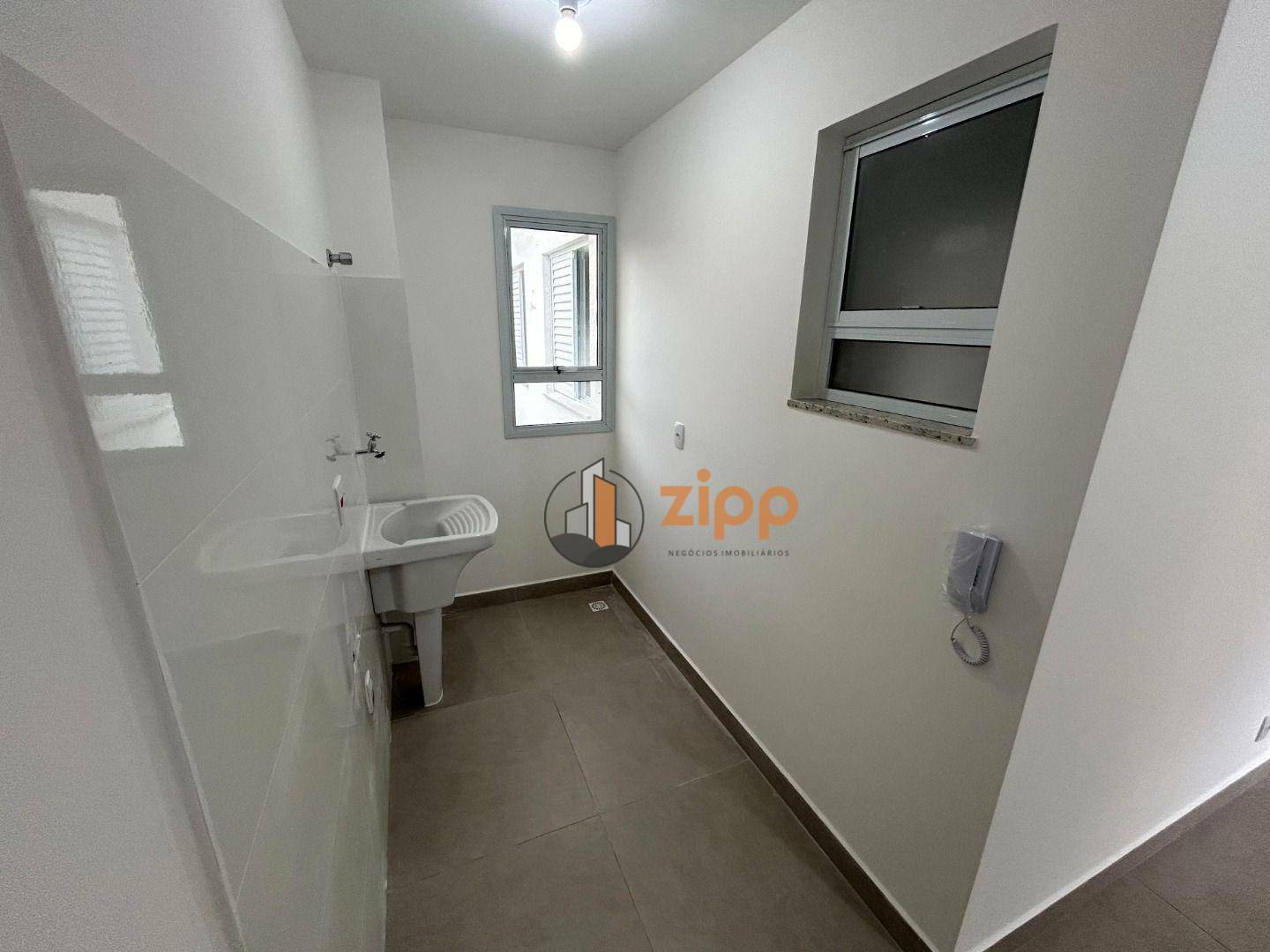 Apartamento para alugar com 2 quartos, 45m² - Foto 10