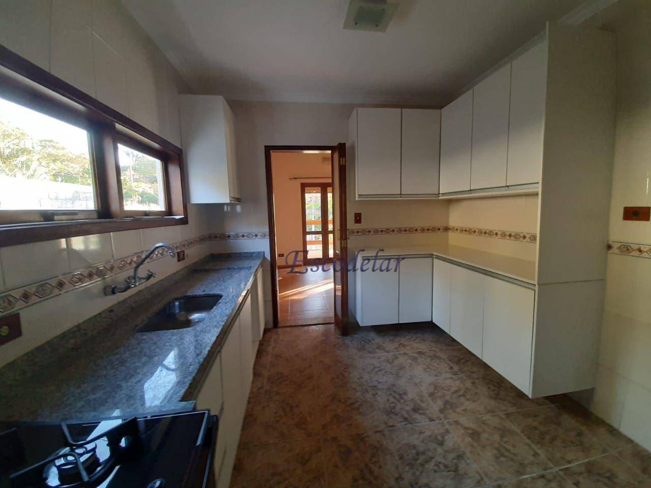 Casa à venda com 5 quartos, 320m² - Foto 1