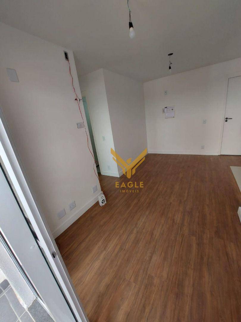 Apartamento à venda com 2 quartos, 48m² - Foto 5