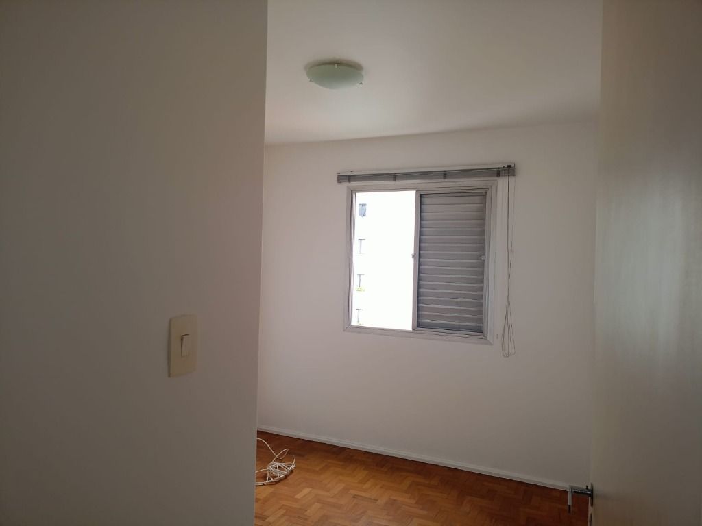 Apartamento para alugar com 3 quartos, 85m² - Foto 14