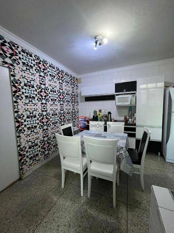 Sobrado à venda com 3 quartos, 152m² - Foto 17