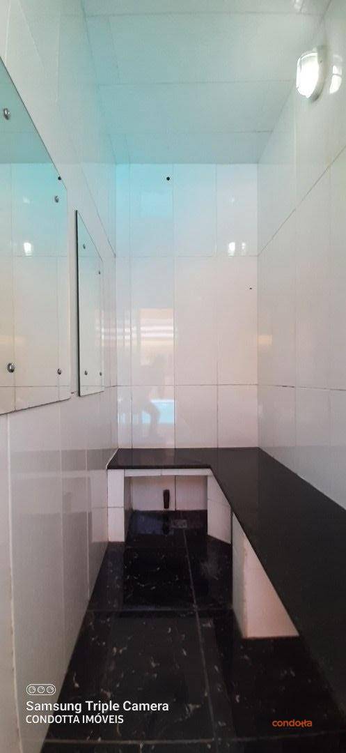 Casa para alugar com 4 quartos, 285m² - Foto 82