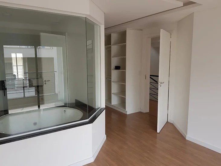 Casa à venda com 5 quartos, 295m² - Foto 11