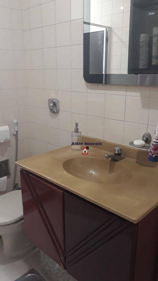 Apartamento à venda com 2 quartos, 60m² - Foto 12