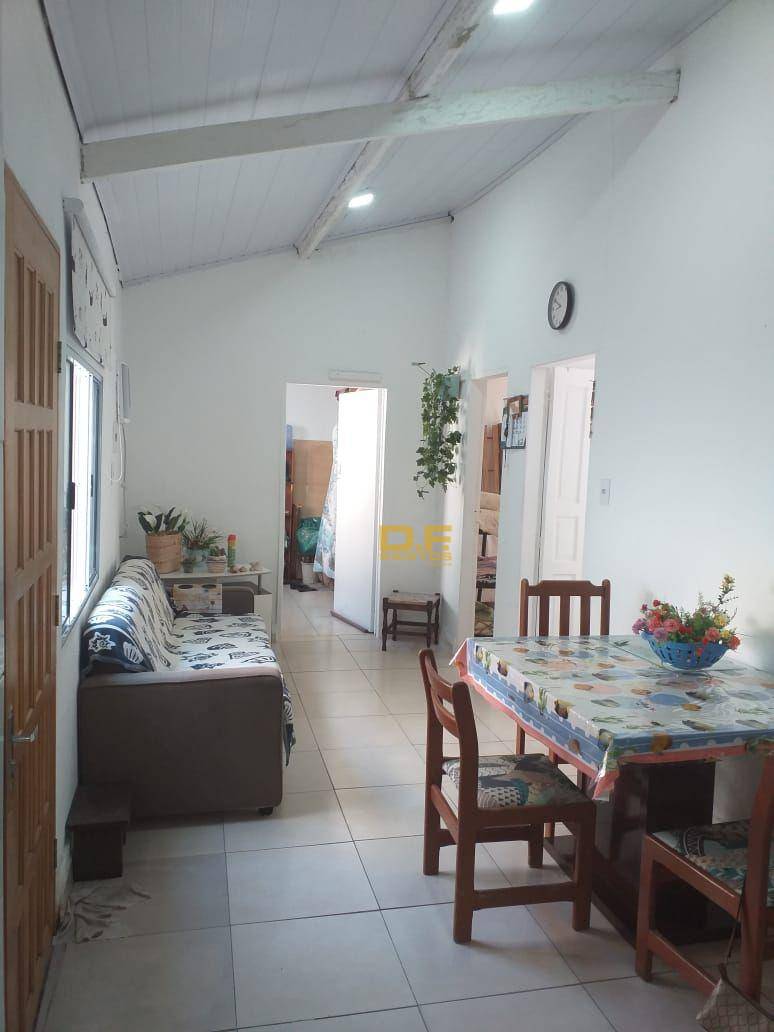 Casa à venda com 4 quartos, 75m² - Foto 14