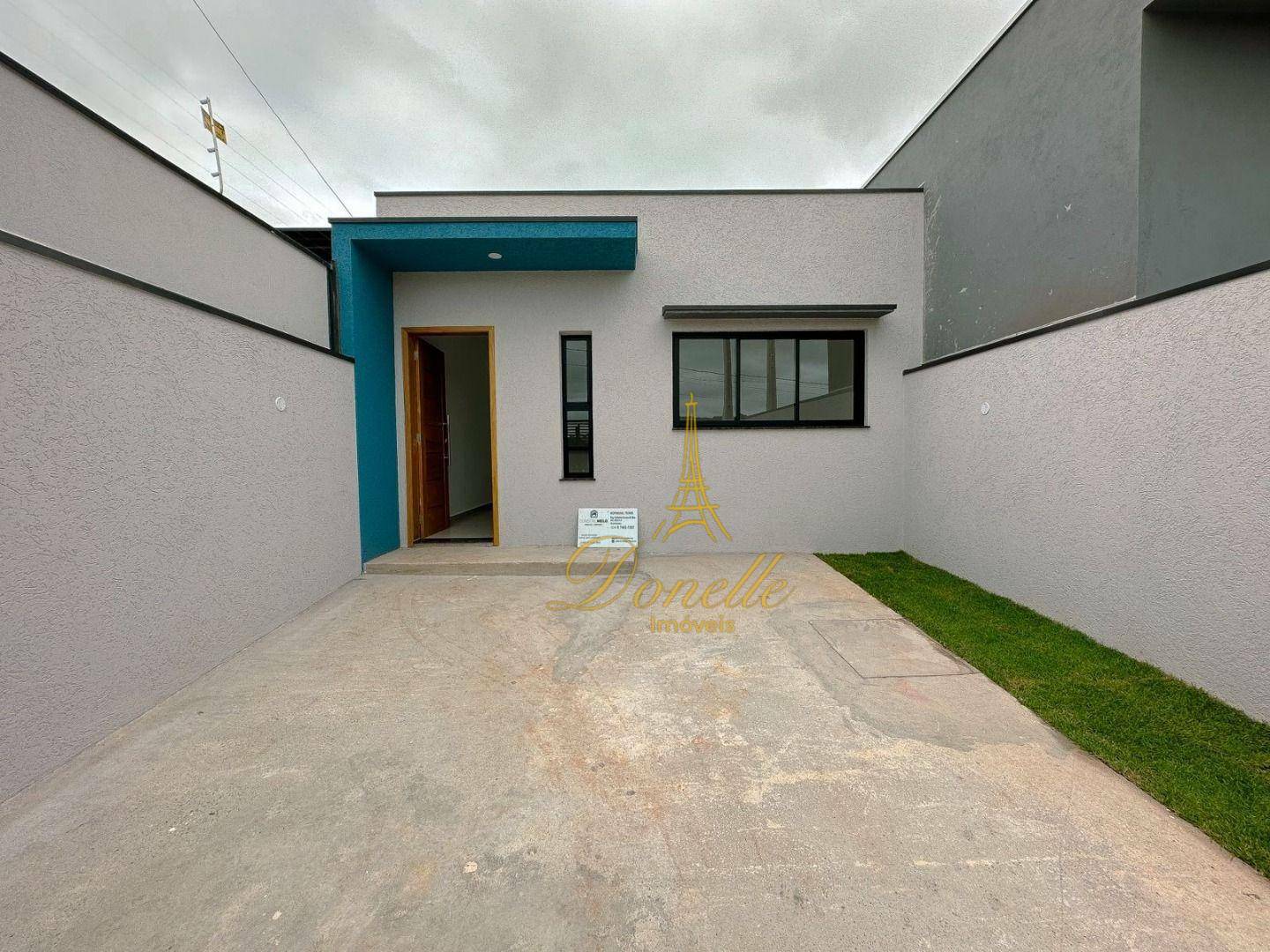 Casa à venda com 2 quartos, 70m² - Foto 1