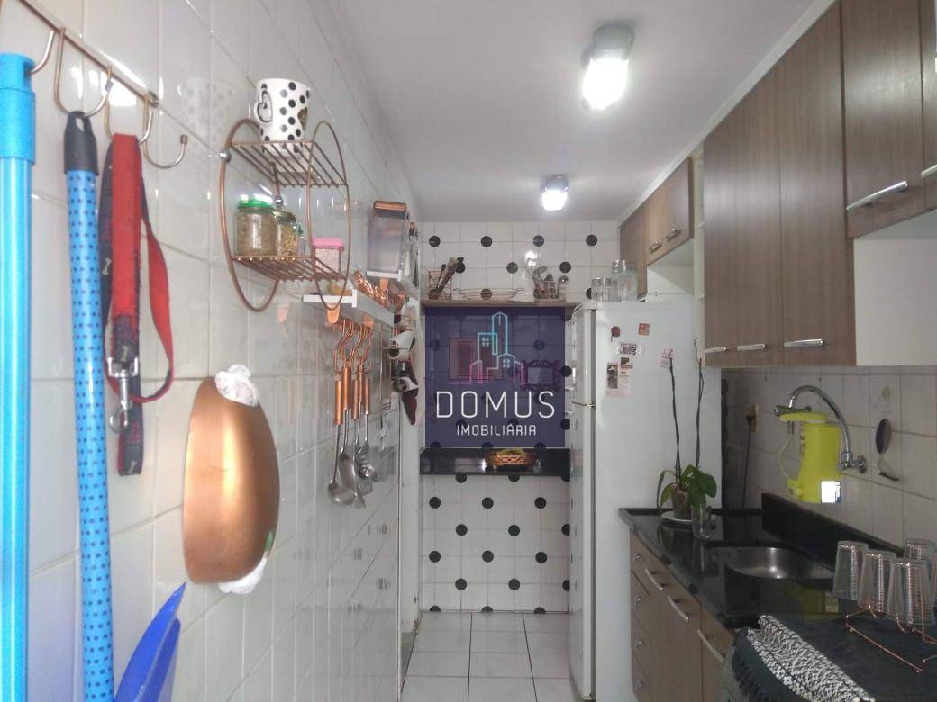 Apartamento à venda com 3 quartos, 69m² - Foto 4