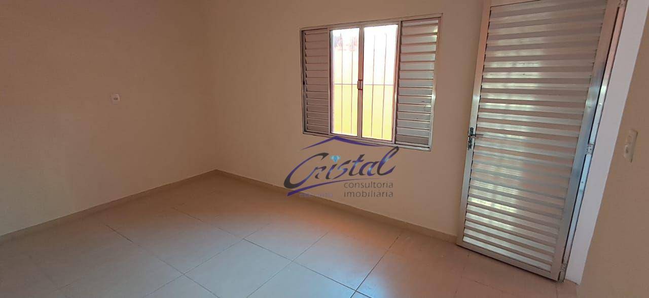 Casa para alugar com 1 quarto, 35m² - Foto 3