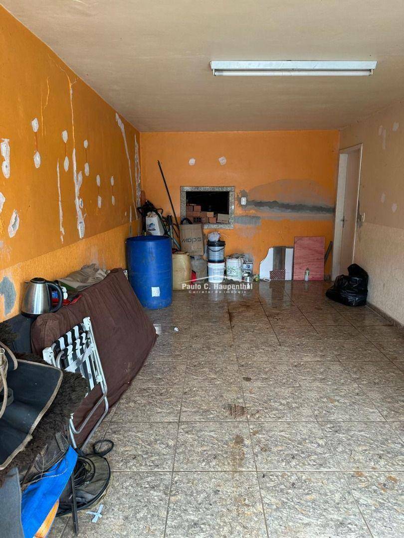 Casa à venda com 3 quartos, 194m² - Foto 5