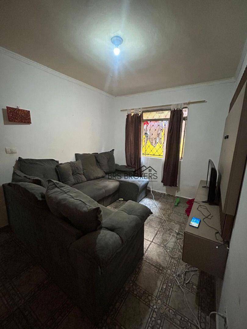 Sobrado à venda com 5 quartos, 200m² - Foto 4