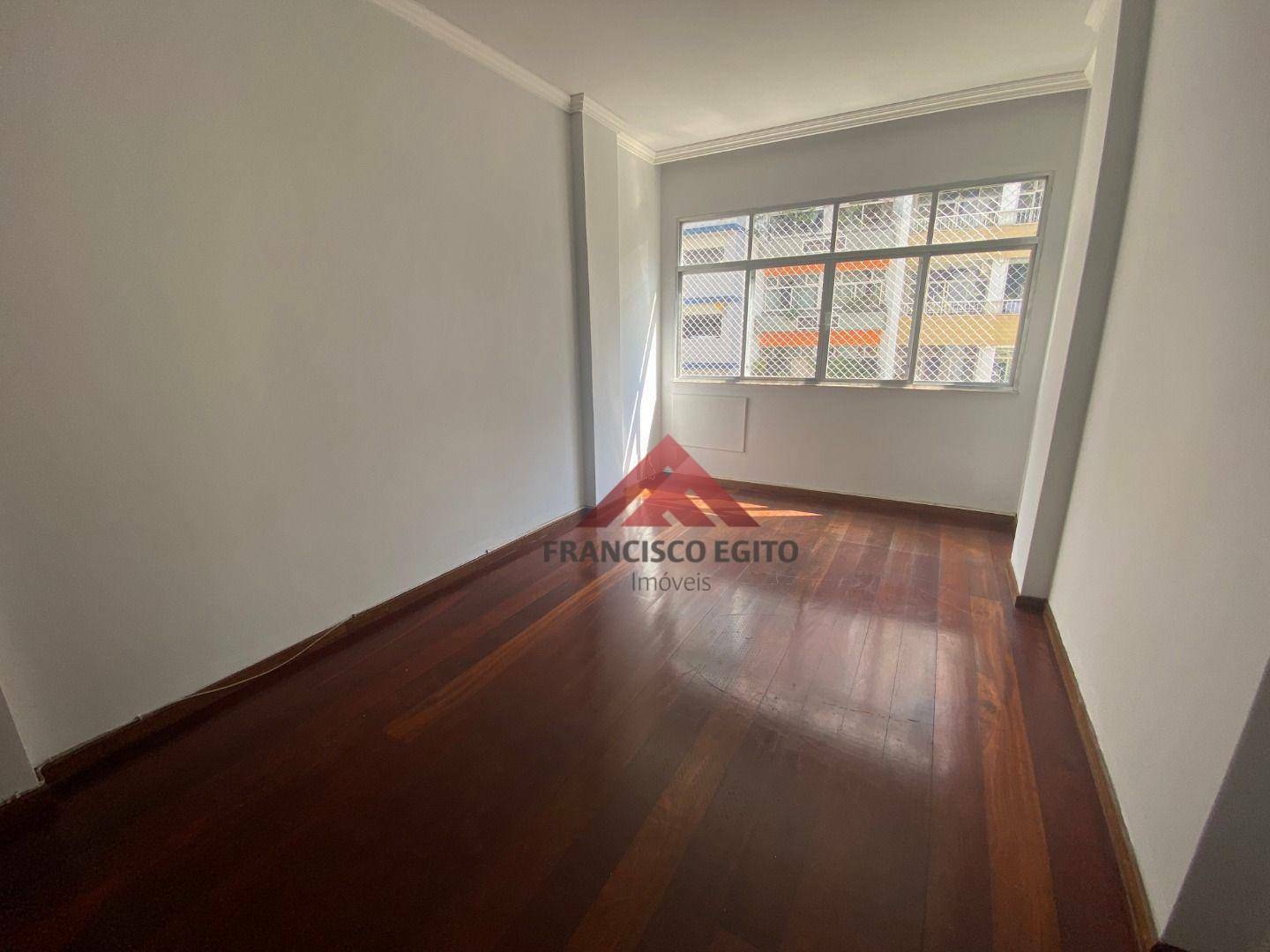 Apartamento à venda com 2 quartos, 75m² - Foto 4